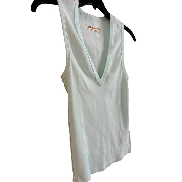 Free People We The Free Neria Tank Top Niagara Mist V Neck Size Small Essential - Picture 3 of 5